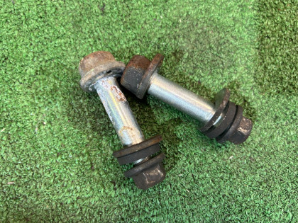 Tornillos de caída traseros SUBARU FORESTER OEM 20540AA111 SG5 2007 EJ205 AT