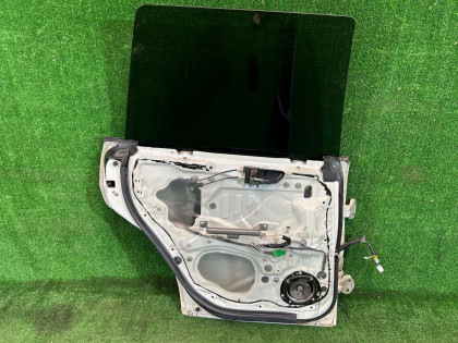 ประตูหลังซ้าย цвет 51Е SUBARU FORESTER OEM 60409SA0129P SG5 2007 WHITE 51E