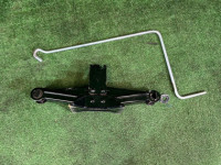 แม่แรง SUBARU FORESTER OEM 97030FC111 SG5 2007