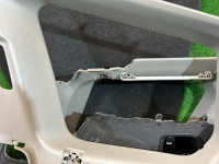 Boot trim SUBARU FORESTER OEM 94027SA060JA 94027SA050JA 94015SA040ND 94015SA050ND SG5 2007 WHITE 51E