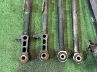 ปีกนกหลัง аллюминий SUBARU FORESTER OEM 20250SA030 20250SA090 20250SA050 SG5 2007 EJ205 AT