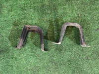 ขายึดเหล็กกันโคลงหลัง 20520AC000 20520AC010 SUBARU FORESTER