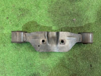 差速器支座 SUBARU LANCASTER OEM 41310AE002 BHE BH9 BH5 1998 EJ254 AT