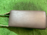 ช่องเก็บของและที่วางแขน SUBARU LANCASTER OEM 92111AE010AD BHE BH9 1998 BEIGE 8L5