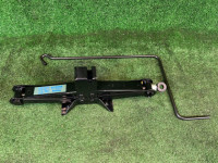 แม่แรง высокий SUBARU LANCASTER OEM 97030AC061 BH9 1998