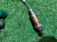 O2センサー（ラムダセンサー） SUBARU LANCASTER OEM 22690AA310 BH9 1998 EJ254 AT