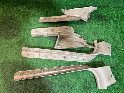 คิ้วชายบันได SUBARU LANCASTER OEM 94060AE000GE 94060AE010GE 94061AE000GE 94061AE010GE BH9 1998 BEIGE 8L5
