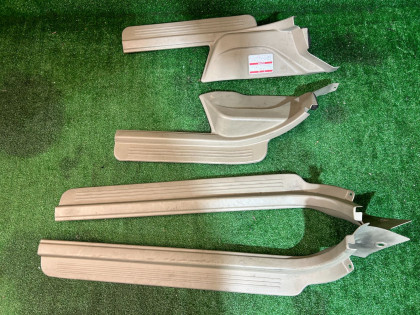 คิ้วชายบันได 94060AE000GE 94060AE010GE 94061AE000GE 94061AE010GE SUBARU LANCASTER