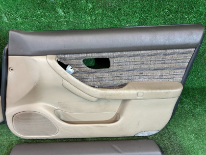 แผงบุประตู SUBARU LANCASTER OEM 94210AE700AD,94210AE710AD,94220AE500AD,94220AE510AD BHE BH9 BH5 BE5 BE9 BEE 1998 BEIGE 8L5