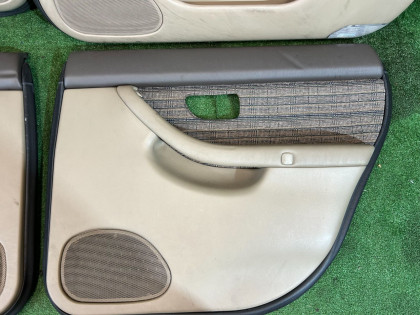 แผงบุประตู SUBARU LANCASTER OEM 94210AE700AD,94210AE710AD,94220AE500AD,94220AE510AD BHE BH9 BH5 BE5 BE9 BEE 1998 BEIGE 8L5