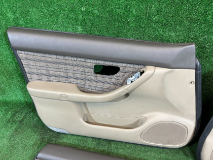 แผงบุประตู SUBARU LANCASTER OEM 94210AE700AD,94210AE710AD,94220AE500AD,94220AE510AD BHE BH9 BH5 BE5 BE9 BEE 1998 BEIGE 8L5