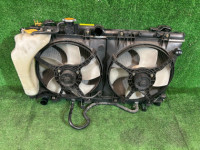 Радиатор двигателя SUBARU LANCASTER OEM 45111AE001 BH9 BE9 1998 EJ254 AT