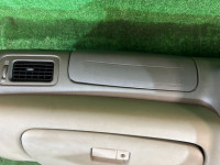 คอนโซลหน้า SUBARU LANCASTER OEM 66045AE000DG BHE BH9 BH5 1998 BEIGE 8L5