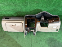 คอนโซลหน้า SUBARU LANCASTER OEM 66045AE000DG BHE BH9 BH5 1998 BEIGE 8L5