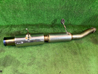 หม้อพักท้าย KAKIMOTO RACING REGU 06 R SUBARU FORESTER OEM 44300SA160 SG5 2007 EJ205 AT