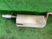 Silencioso trasero SUBARU LANCASTER OEM 44300AE120 BH9 2000 EJ254 AT