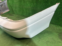 กันชนหลัง цвет 51Е SUBARU LEGACY B4 OEM 57703AE060SJ BEE BE9 BE5 2000 WHITE 51E