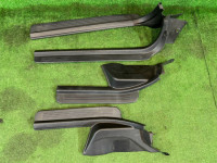คิ้วชายบันได черные 94060AE000ML, 94060AE010ML, 94061AE120ML, 94061AE010ML SUBARU LEGACY B4