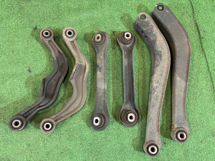 ปีกนกหลัง 20250AE020, 20250AE040, 20250AE010, 20250AE000 SUBARU LEGACY B4
