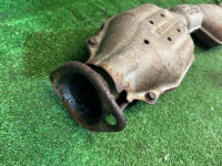 ท่อไอเสียท่อนกลาง катализатор SUBARU LEGACY B4 OEM 44200AE021 BE5 BH5 2000 EJ206 AT