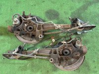 Ступицы задние SUBARU LEGACY B4 OEM 26700AE030, 26692AE020, 26692AE030, 28474AE000 BHE BH9 BH5 BE5 BE9 BEE 2000 EJ206 AT