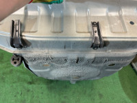 แอ่งวางยางอะไหล่ท้ายรถ SUBARU LANCASTER OEM 52122AE100 BH9 1998 BEIGE 8L5