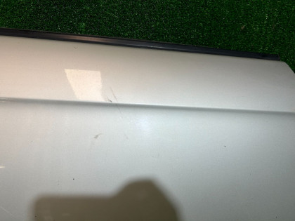 Puerta trasera derecha Цвет 792 SUBARU LEGACY OEM 60400AE400 BH9 2000 SILVER 792