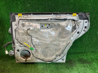 Puerta trasera derecha Цвет 792 SUBARU LEGACY OEM 60400AE400 BH9 2000 SILVER 792