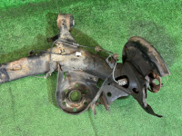 คานหลัง TOYOTA PRIUS OEM 42450-47040 ZVW30 2012 2ZRFXE