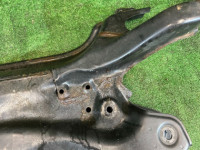 Балка передняя TOYOTA PRIUS OEM 51201-12441 ZVW30 2012 2ZRFXE