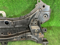 Балка передняя TOYOTA PRIUS OEM 51201-12441 ZVW30 2012 2ZRFXE