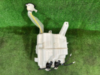 Depósito del limpiaparabrisas TOYOTA PRIUS OEM 85315-47140 ZVW30 2012 2ZRFXE