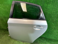 ประตูหลังซ้าย цвет 1F7 TOYOTA PRIUS OEM 67004-47080 ZVW30 2012 SILVER 1F7