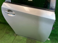 ประตูหลังขวา цвет 1F7 TOYOTA PRIUS OEM 67003-47080 ZVW30 2012 SILVER 1F7