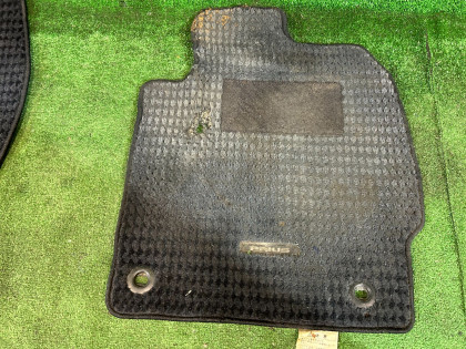 Floor mats черные TOYOTA PRIUS ZVW30 2012 SILVER 1F7