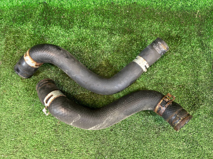 ท่อหม้อน้ำ 16572-37120 16571-37140 TOYOTA PRIUS