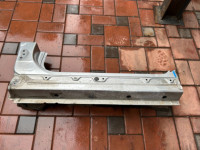 Estribo metálico izquierdo цвет 1F7 TOYOTA PRIUS OEM 61312-47020 ZVW30 2012 SILVER 1F7