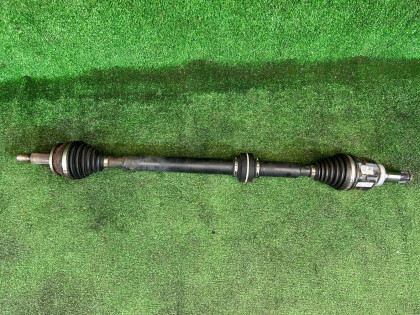 เพลาขับหน้า правый TOYOTA PRIUS OEM 43410-47030 ZVW30 2012 2ZRFXE