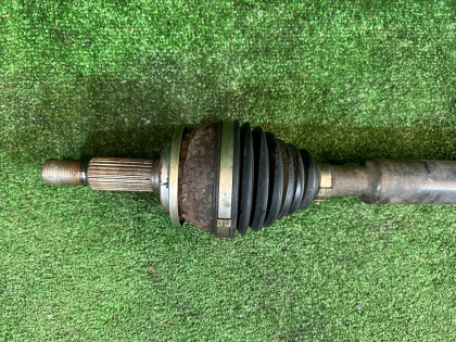 เพลาขับหน้า правый TOYOTA PRIUS OEM 43410-47030 ZVW30 2012 2ZRFXE