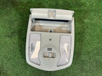 Front interior light TOYOTA PRIUS OEM 8126047090B0 ZVW30 2012 2ZRFXE