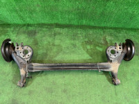 Bujes traseros с балкой TOYOTA PRIUS OEM 42101-12171 42450-47040 42450-47040 ZVW30 2012 2ZRFXE