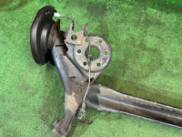 Bujes traseros с балкой TOYOTA PRIUS OEM 42101-12171 42450-47040 42450-47040 ZVW30 2012 2ZRFXE