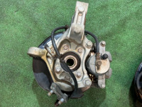 Ступицы передние TOYOTA PRIUS OEM 43550-47011 43550-47011 43512-47040 ZVW30 2012 2ZRFXE