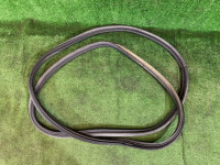 ยางขอบฝาท้าย TOYOTA PRIUS OEM 67881-47022 ZVW30 2012 SILVER 1F7
