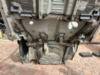 ชิ้นส่วนตัวถังท้ายรถ задняя часть кузова цвет 1F7 TOYOTA PRIUS OEM 61601-47090 61602-47091 ZVW30 2012 SILVER 1F7