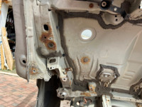 ชิ้นส่วนตัวถังท้ายรถ задняя часть кузова цвет 1F7 TOYOTA PRIUS OEM 61601-47090 61602-47091 ZVW30 2012 SILVER 1F7