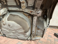 ชิ้นส่วนตัวถังท้ายรถ задняя часть кузова цвет 1F7 TOYOTA PRIUS OEM 61601-47090 61602-47091 ZVW30 2012 SILVER 1F7