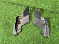 ฝาปิดมุมแผงคาวล์ SUBARU FORESTER OEM 91423SA000 91423SA010 SG5 2007