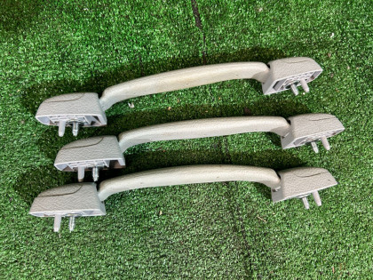 มือจับเพดาน 92040FC002NE SUBARU FORESTER