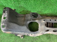 คานหน้า SUBARU FORESTER OEM 20101SA030 SG5 2007 EJ205 AT